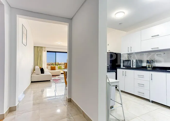 Peaks - Luxury Sea View ,the View Compound