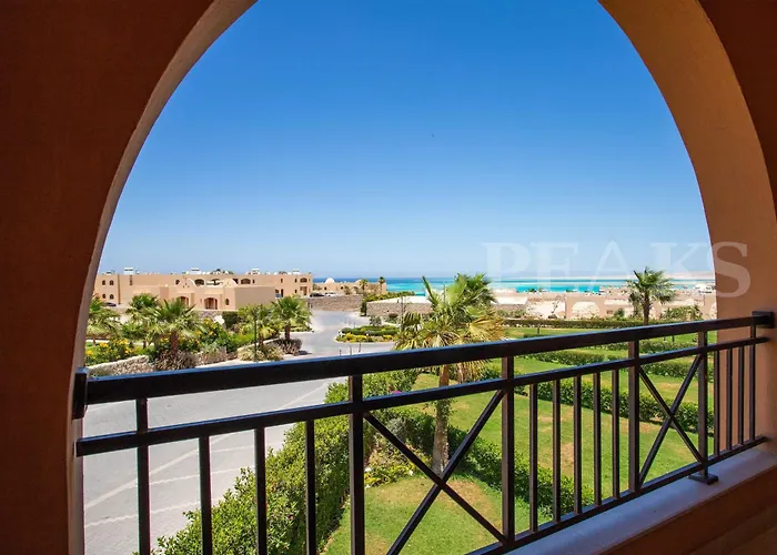 Peaks - Luxury Sea View ,the View Compound *